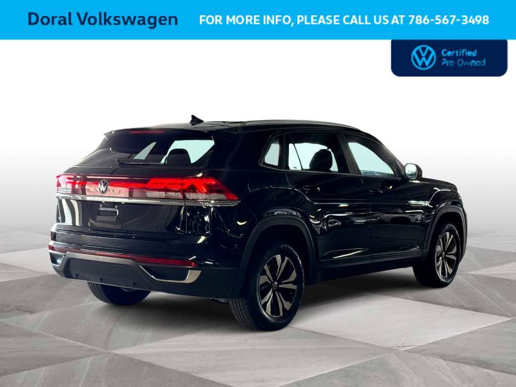 Certified 2024 Volkswagen Atlas Cross Sport SE FWD image 8