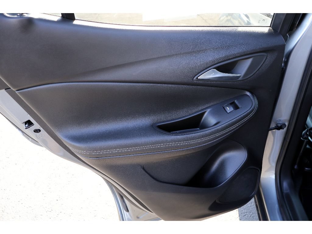 Used 2024 Buick Encore GX Preferred FWD image 18