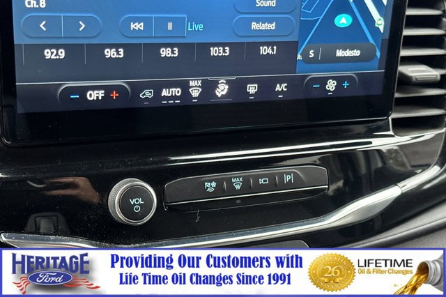 Used 2023 Ford Transit 350 XLT image 22