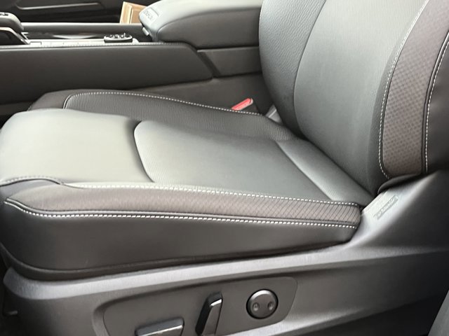 New 2026 Nissan Murano Platinum w/ Cargo Package AWD/4WD image 3