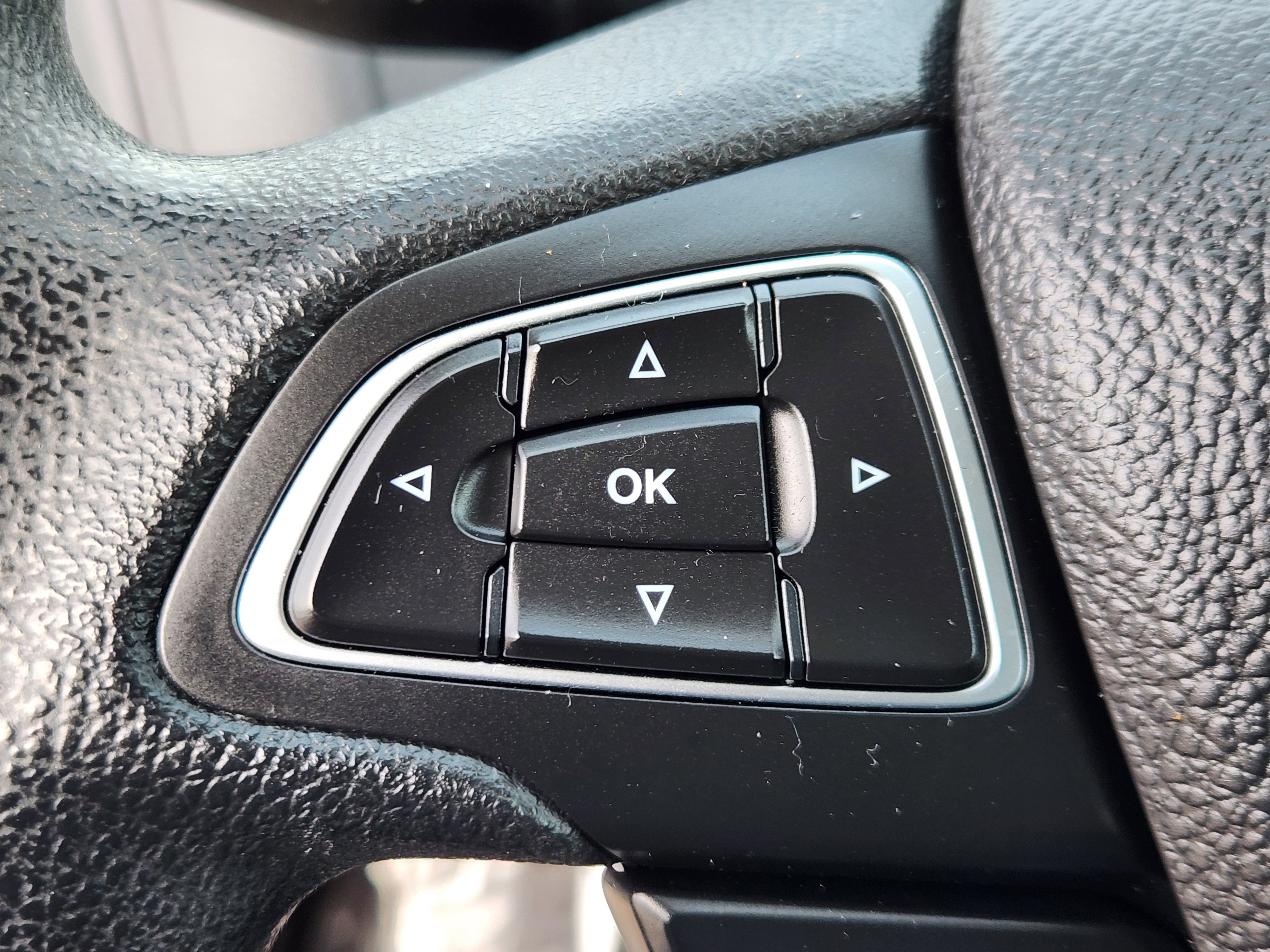 Used 2018 Ford Focus SE image 22