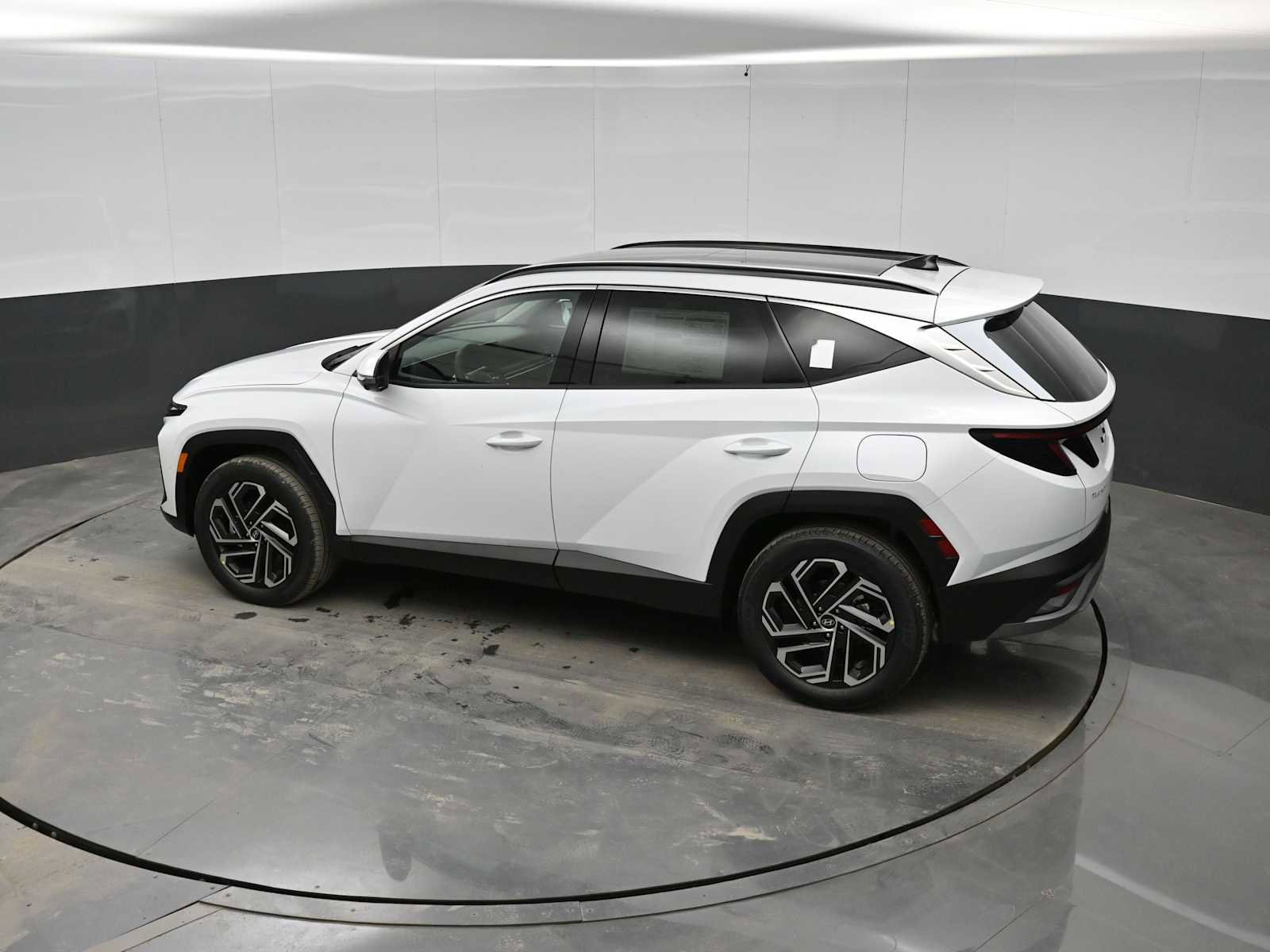 New 2026 Hyundai Tucson Limited AWD/4WD image 28