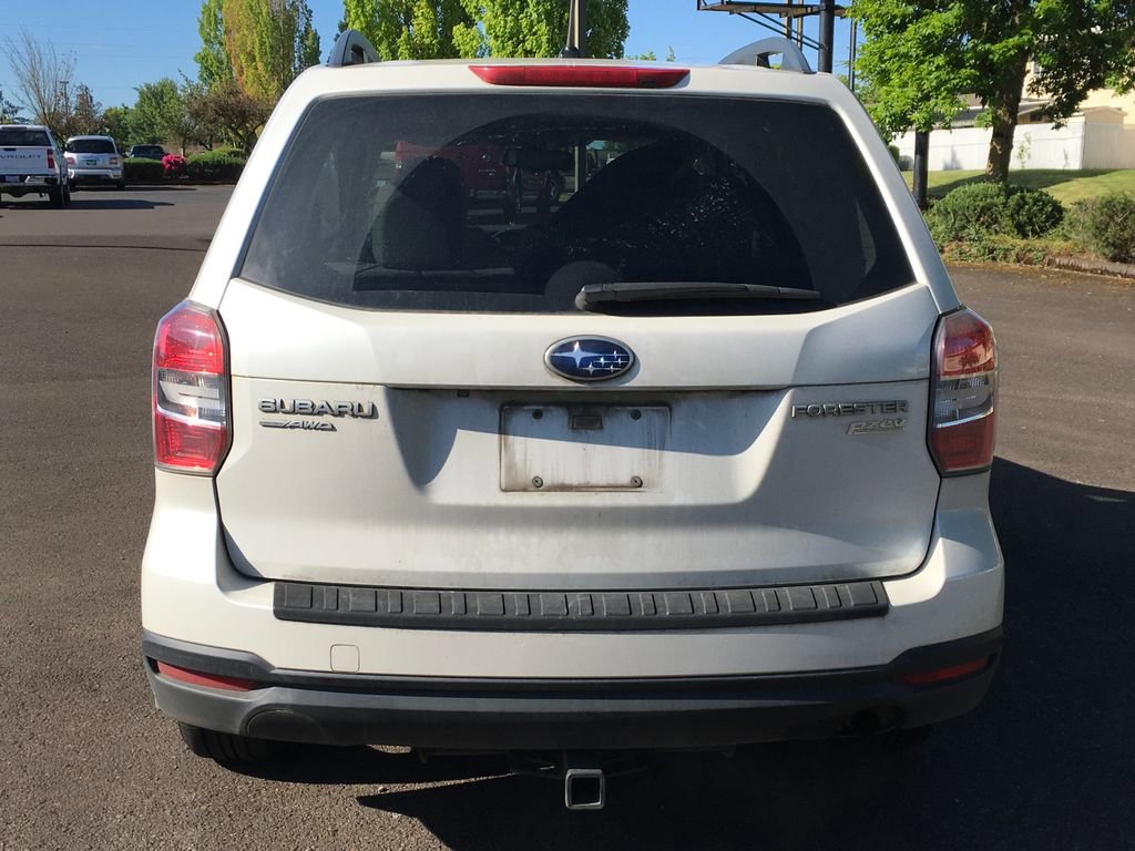 Used 2015 Subaru Forester 2.5i Premium w/ All-Weather Package AWD/4WD image 5