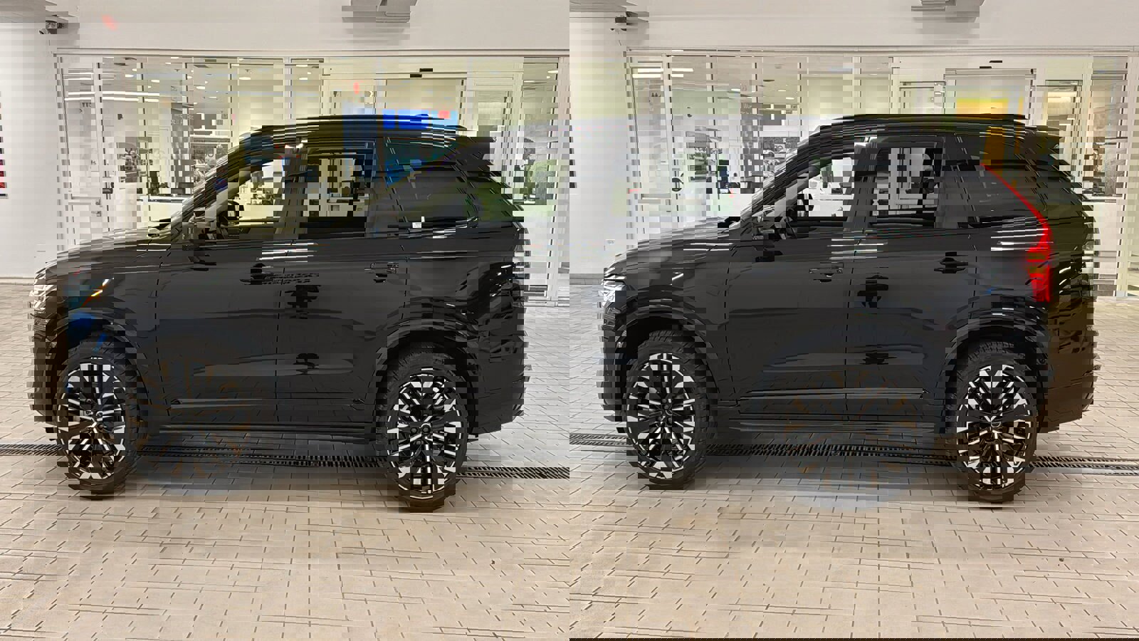 New 2026 Volvo XC90 B6 Ultra w/ Protection Package Premier image 8