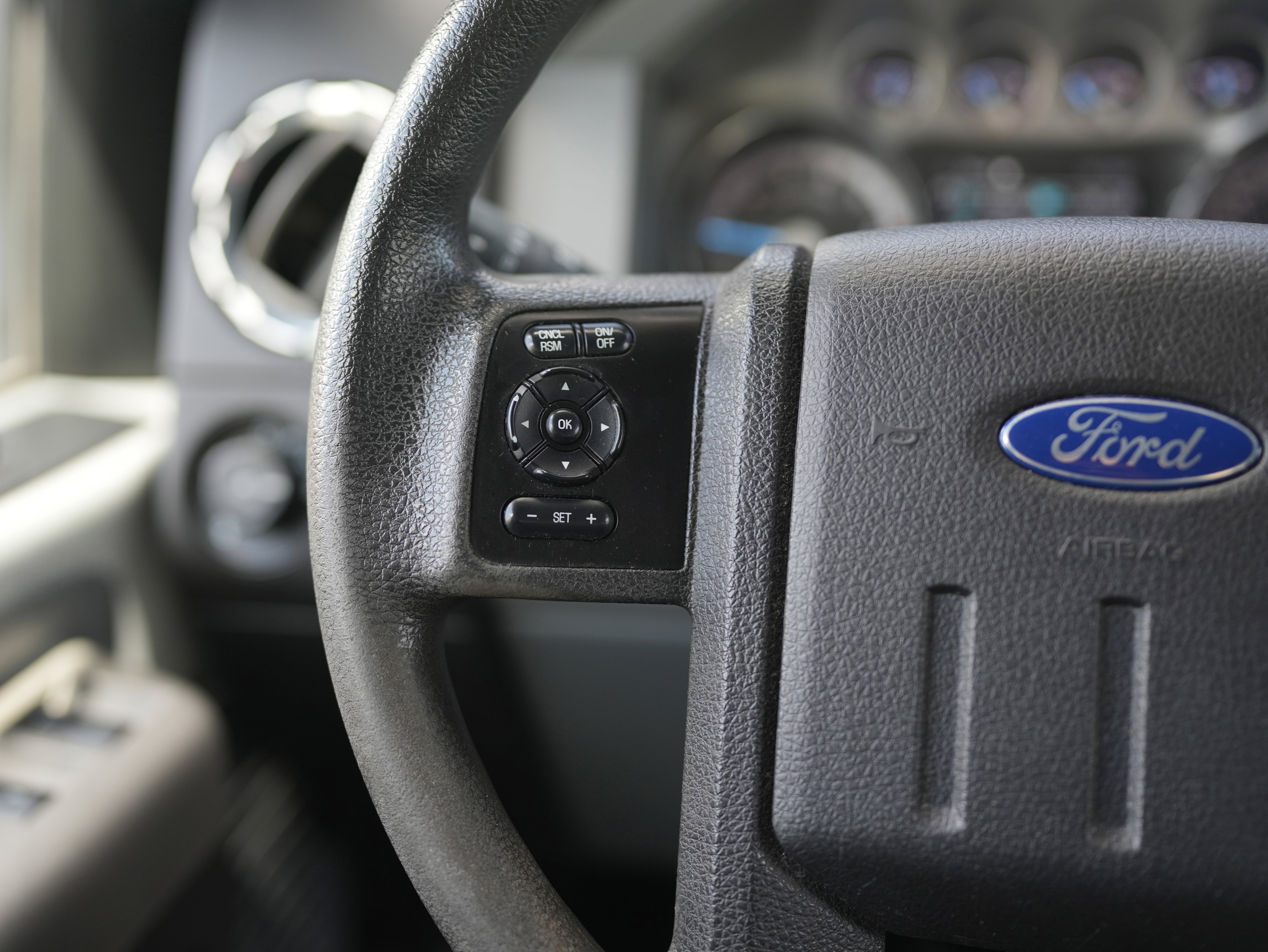 Used 2014 Ford F250 XLT w/ XTR Plus Package AWD/4WD image 19