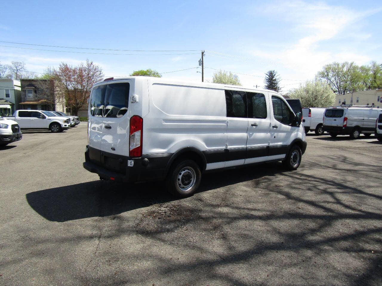 Used 2019 Ford Transit 250 148 Low Roof RWD image 30