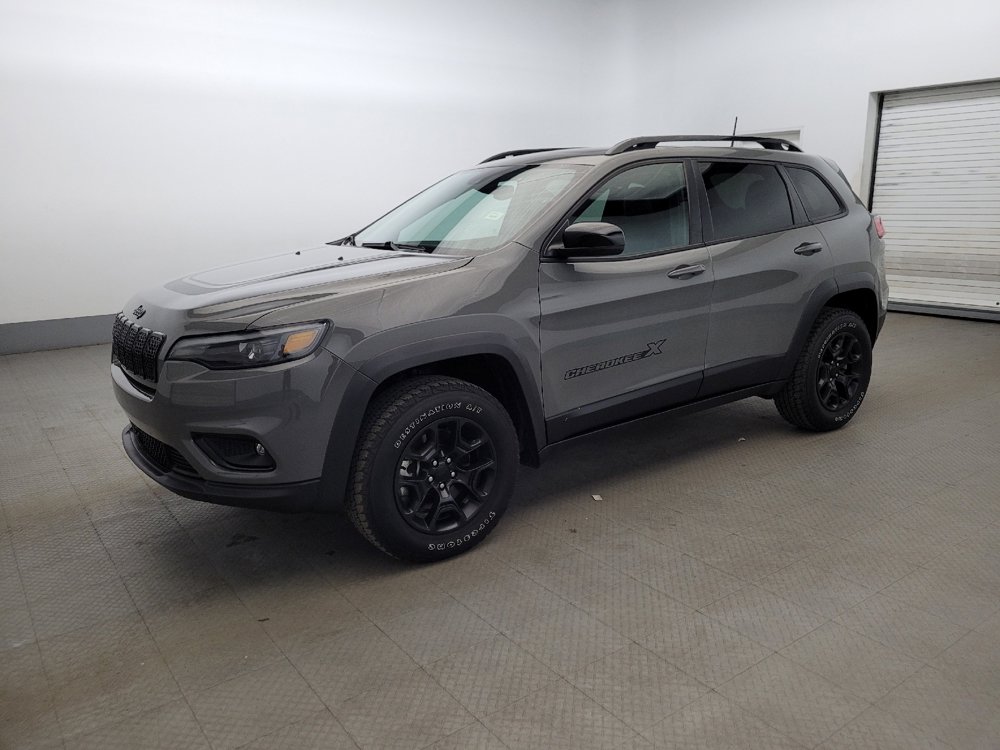 Used 2022 Jeep Cherokee Latitude w/ Sun & Sound Group image 2
