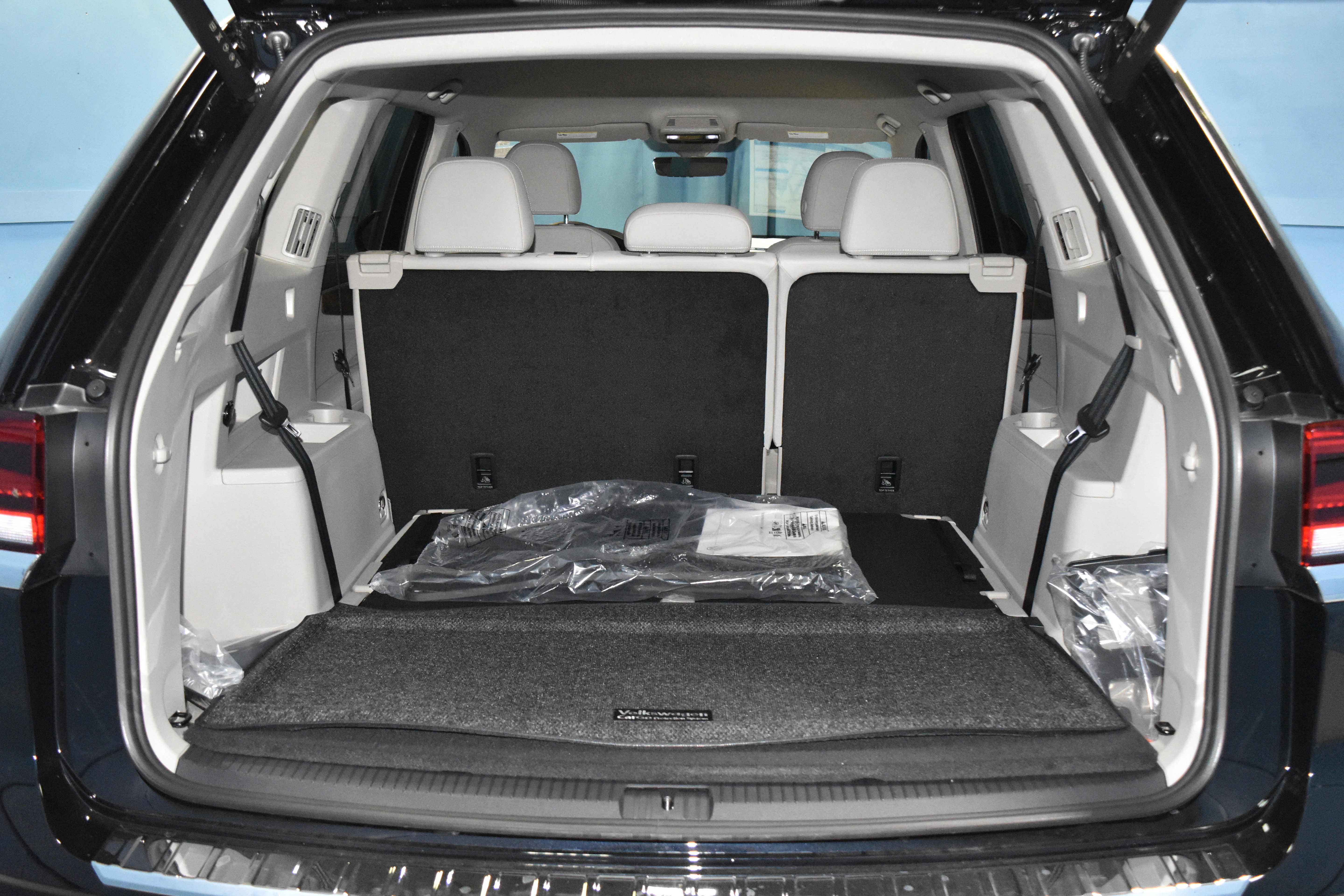 New 2026 Volkswagen Atlas SE image 24