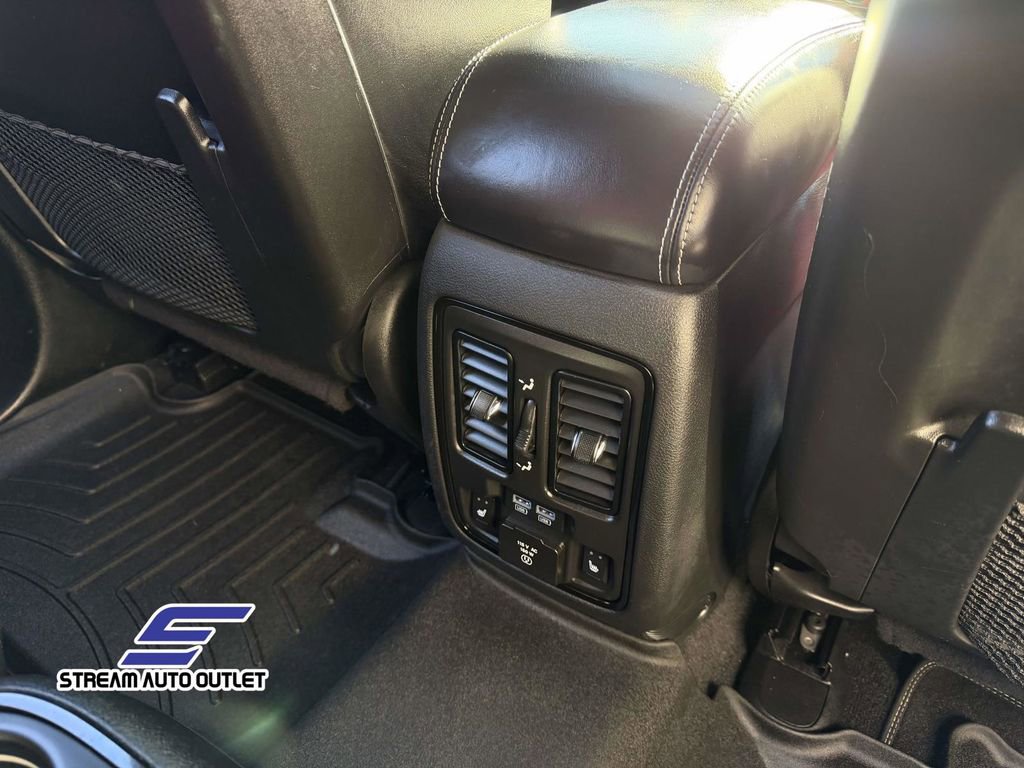 Used 2022 Dodge Durango SRT w/ Premium Interior Group image 22