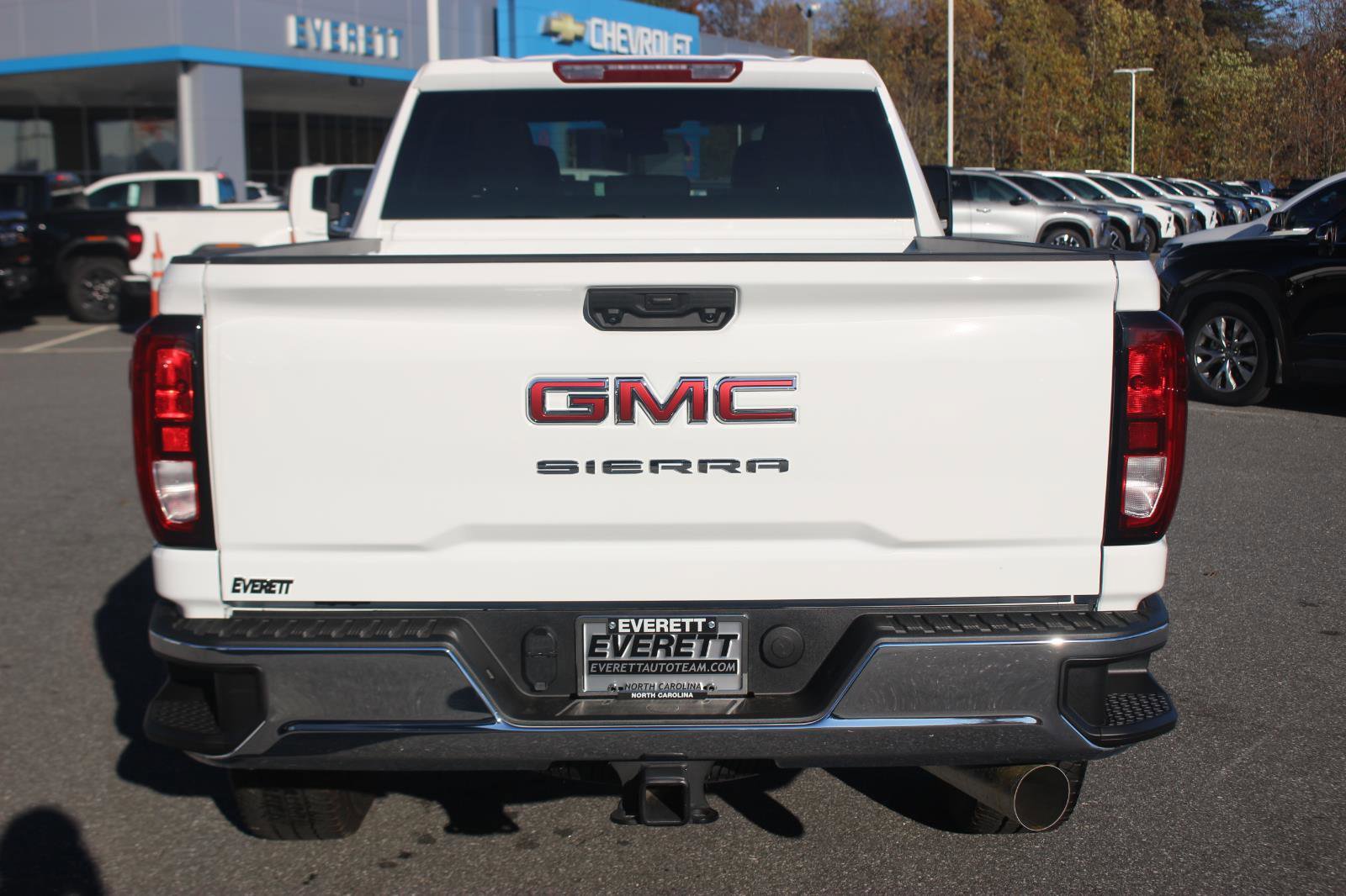 New 2025 GMC Sierra 2500 Pro w/ Convenience Package image 6