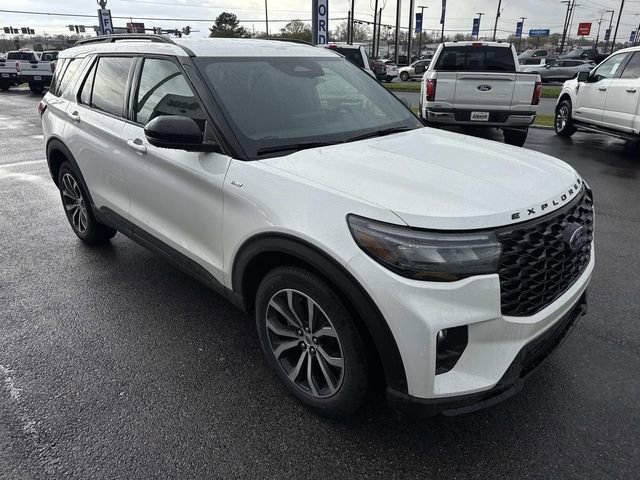 New 2026 Ford Explorer ST-Line w/ Premium Package RWD image 3