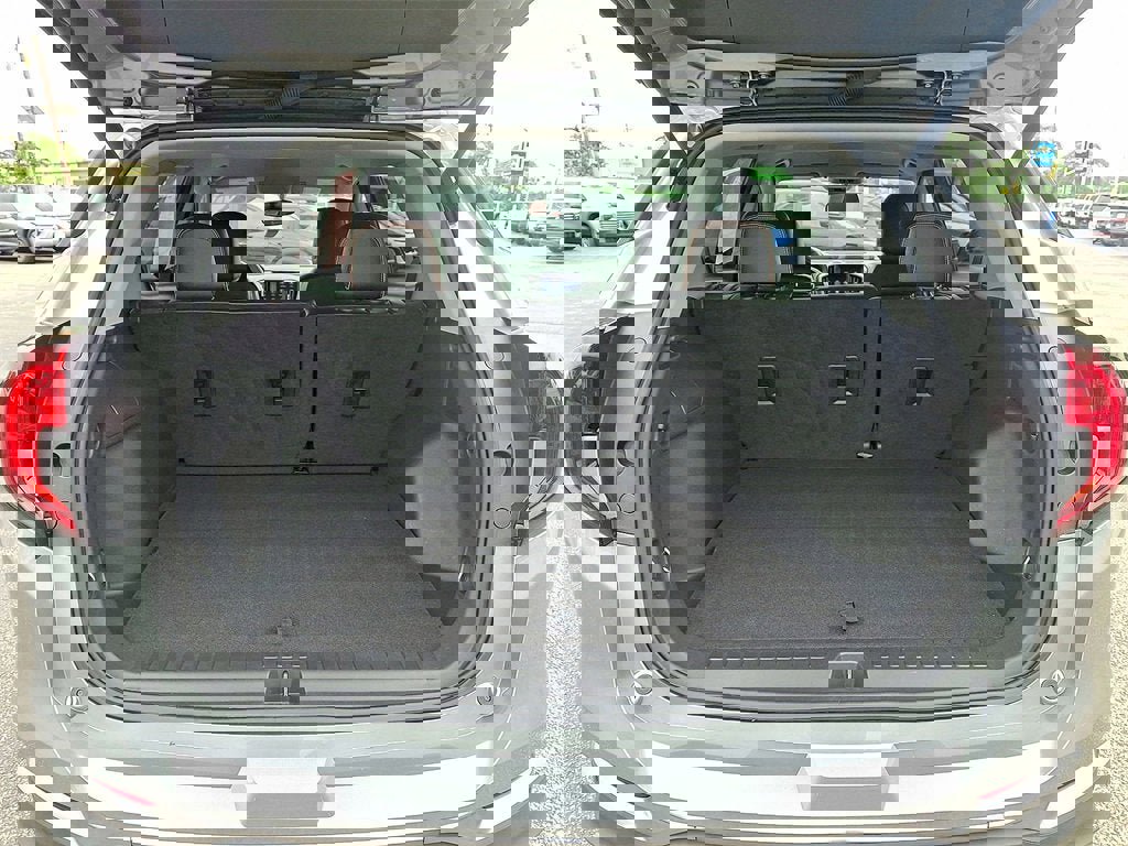 Certified 2023 GMC Terrain AT4 image 28