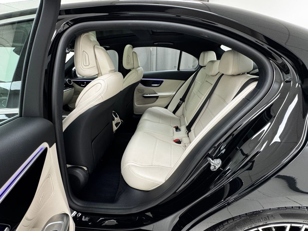 Used 2022 Mercedes-Benz C 300 4MATIC Sedan image 12