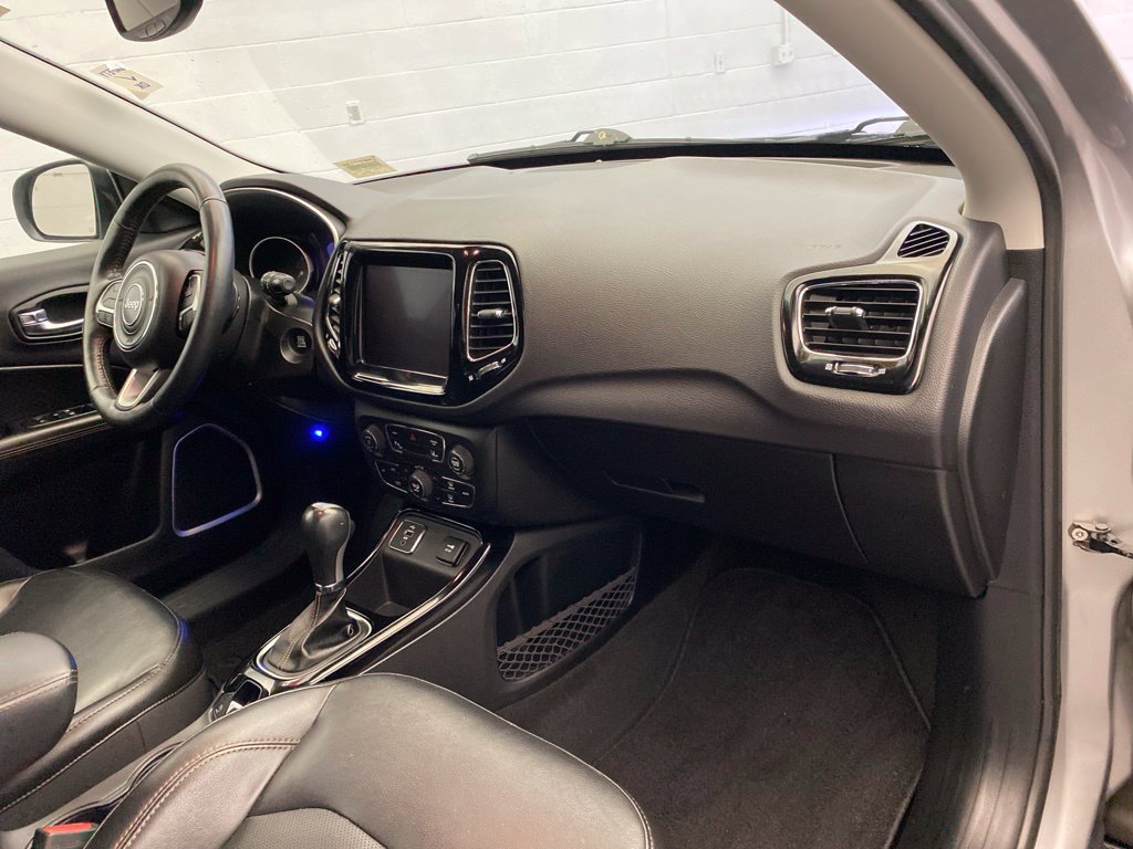Used 2018 Jeep Compass Limited w/ Navigation Group FWD image 13