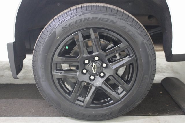 Used 2024 Chevrolet Silverado 1500 RST image 28