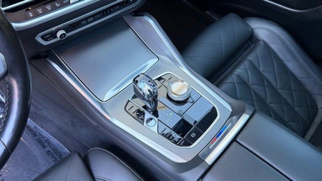 Used 2023 BMW X6 M50i w/ Executive Package image 34