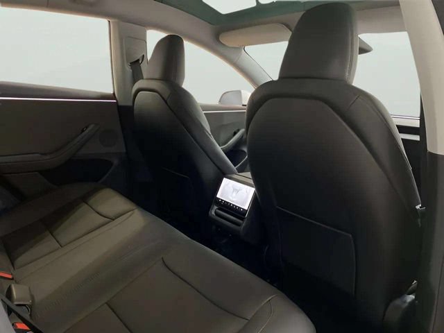 Used 2024 Tesla Model 3 Standard Range RWD image 67