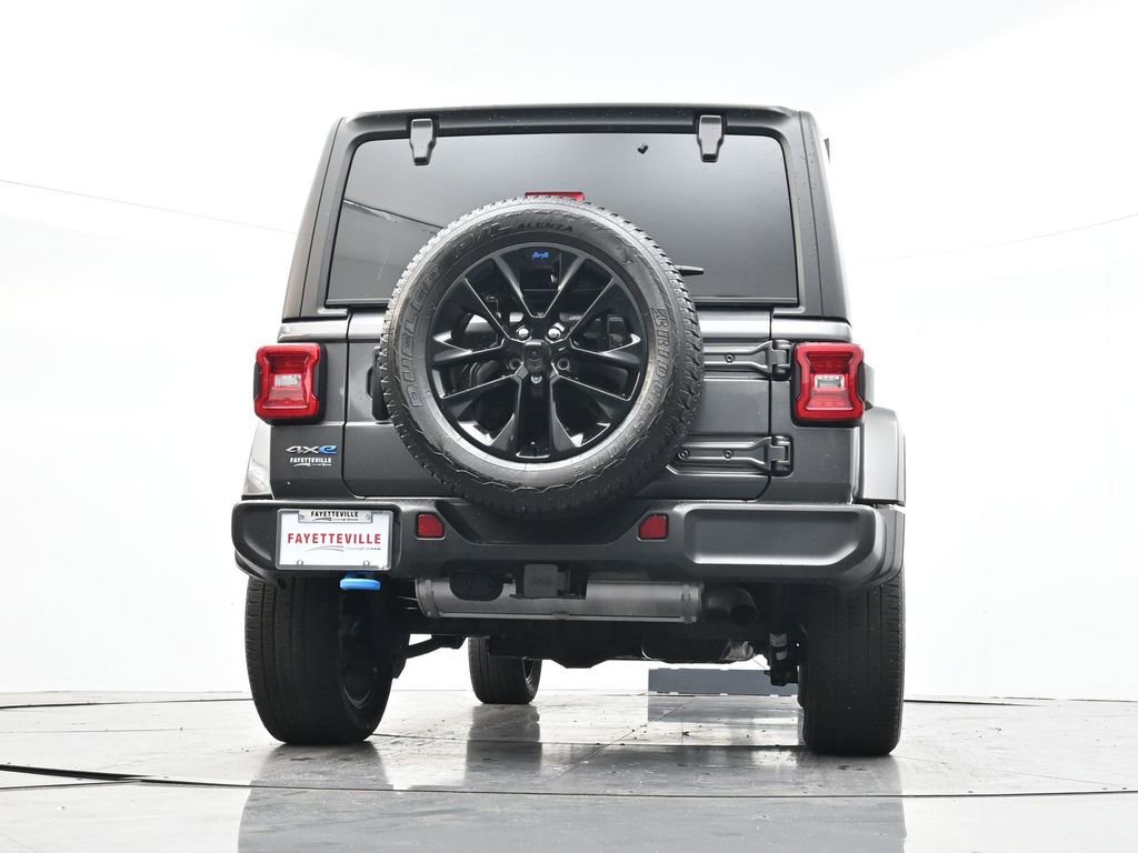 Used 2022 Jeep Wrangler Unlimited Sahara image 38
