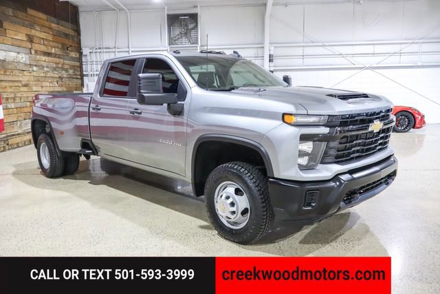 Used 2024 Chevrolet Silverado 3500 W/T image 2