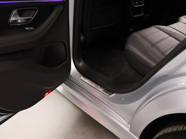 Certified 2024 Mercedes-Benz GLE 450 4MATIC image 31