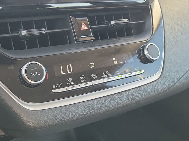 Used 2023 Toyota Corolla LE FWD image 18