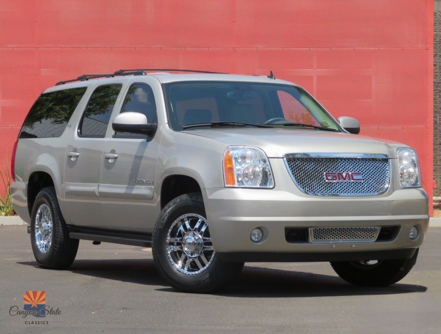Used 2007 GMC Yukon XL 2500 SLT w/ SLT Preferred Equipment Group