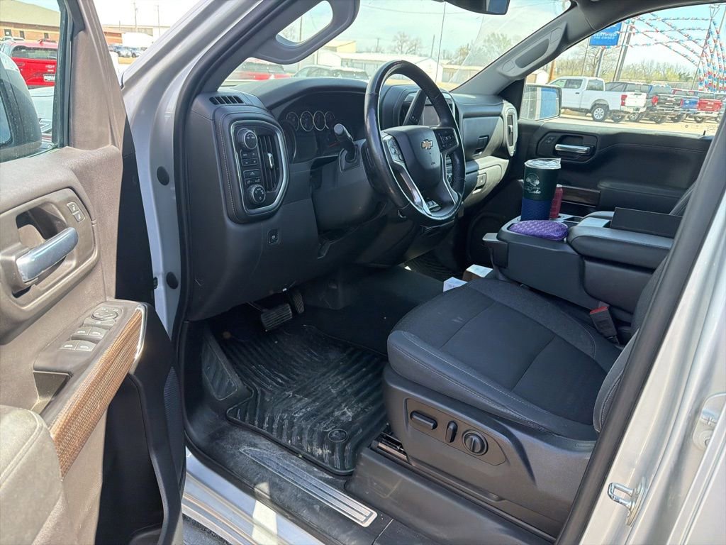 Used 2020 Chevrolet Silverado 1500 LT w/ All-Star Edition image 4