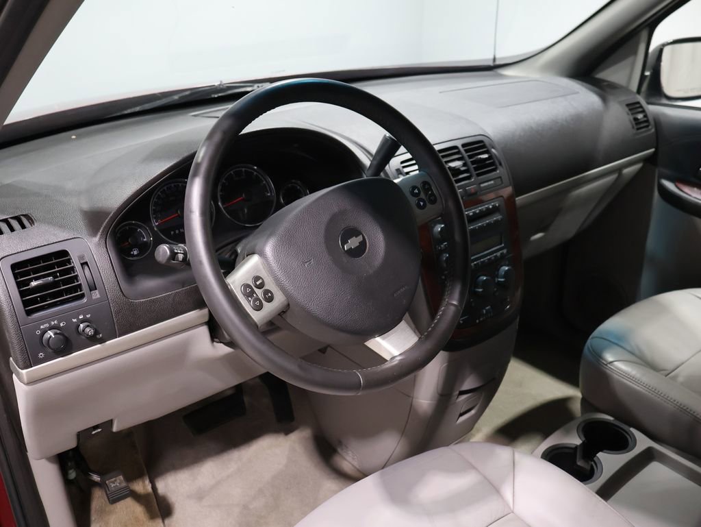 Used 2005 Chevrolet Uplander LT w/ Premium Seating Package image 14