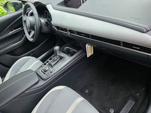 New 2026 MAZDA CX-30 Aire Edition image 16