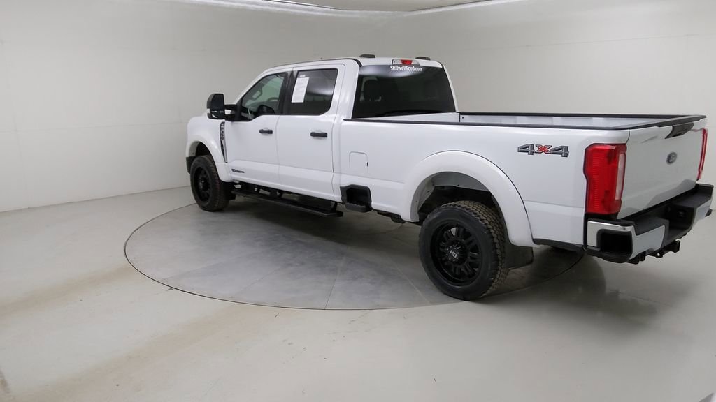 Used 2024 Ford F350 XLT image 16