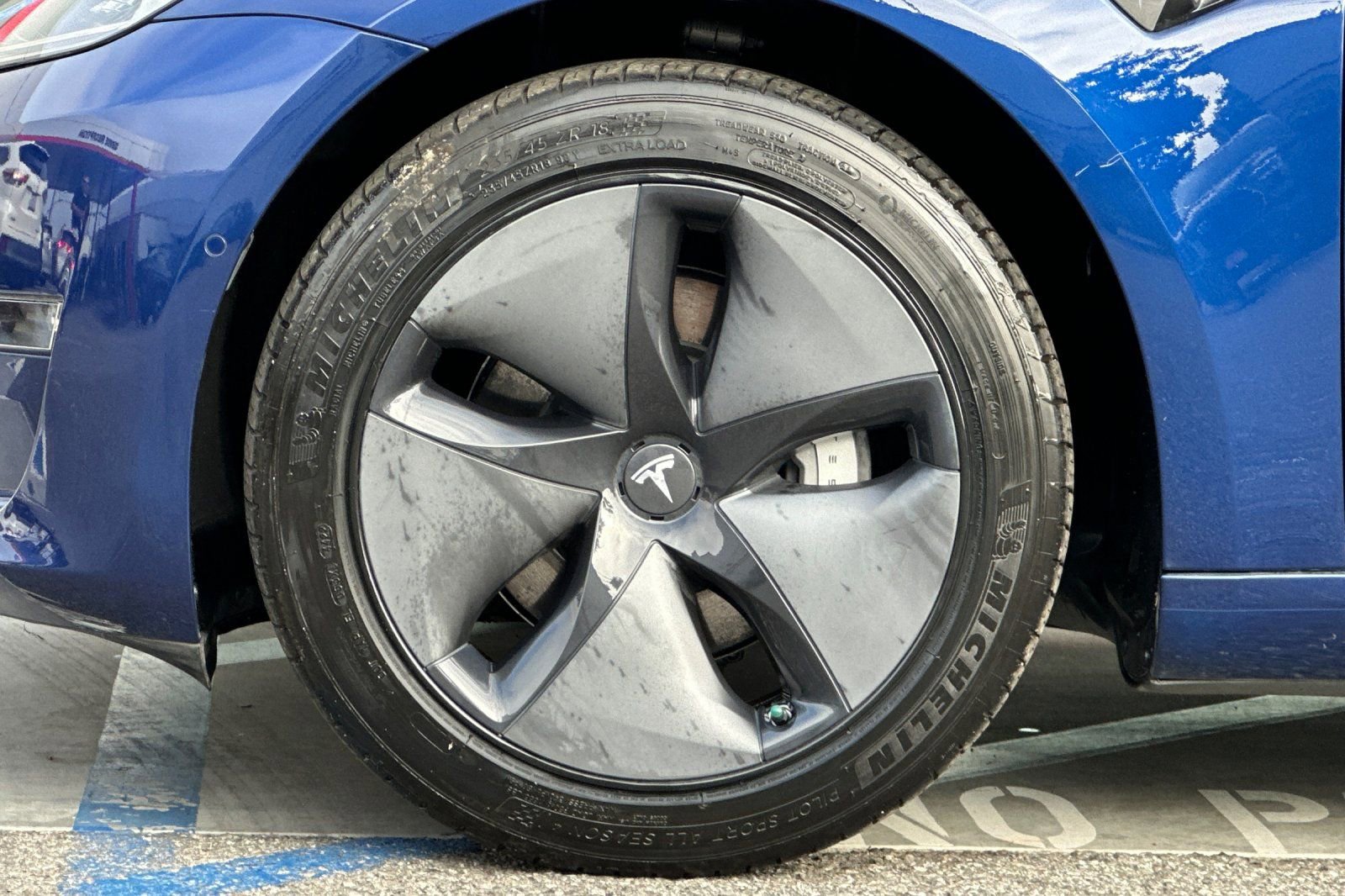 Used 2019 Tesla Model 3 Standard Range Plus image 25
