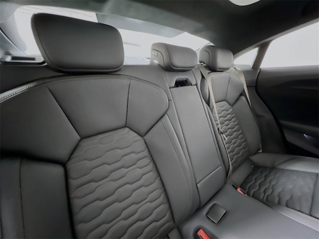 New 2026 Audi RS e-tron GT performance image 27