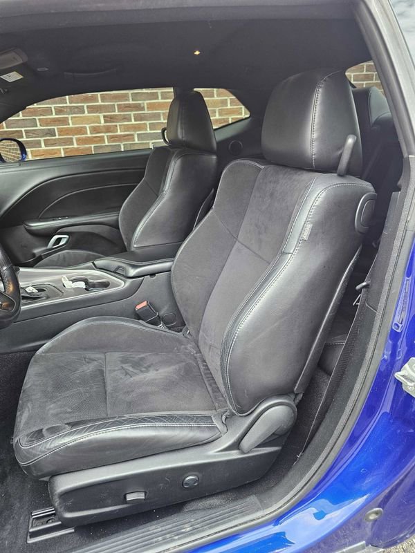 Used 2022 Dodge Challenger GT w/ Plus Package image 17