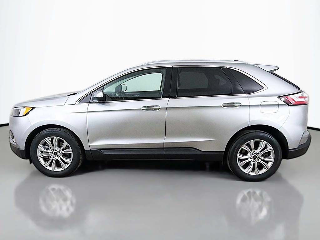 Used 2024 Ford Edge Titanium AWD/4WD image 15