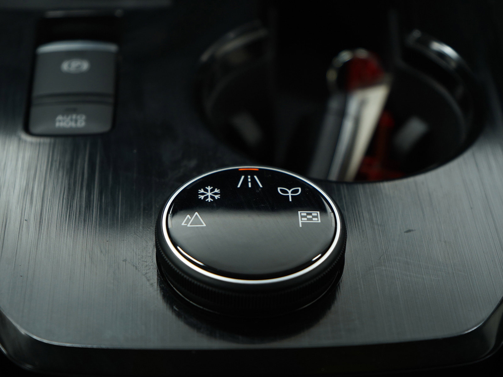 Used 2024 Nissan Rogue SV w/ SV Premium Package image 21