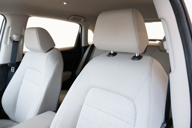 Certified 2025 Honda HR-V LX image 16