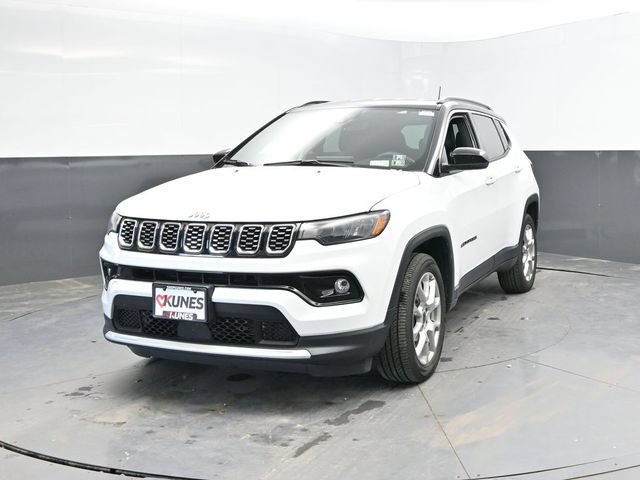 Used 2025 Jeep Compass Limited AWD/4WD image 6