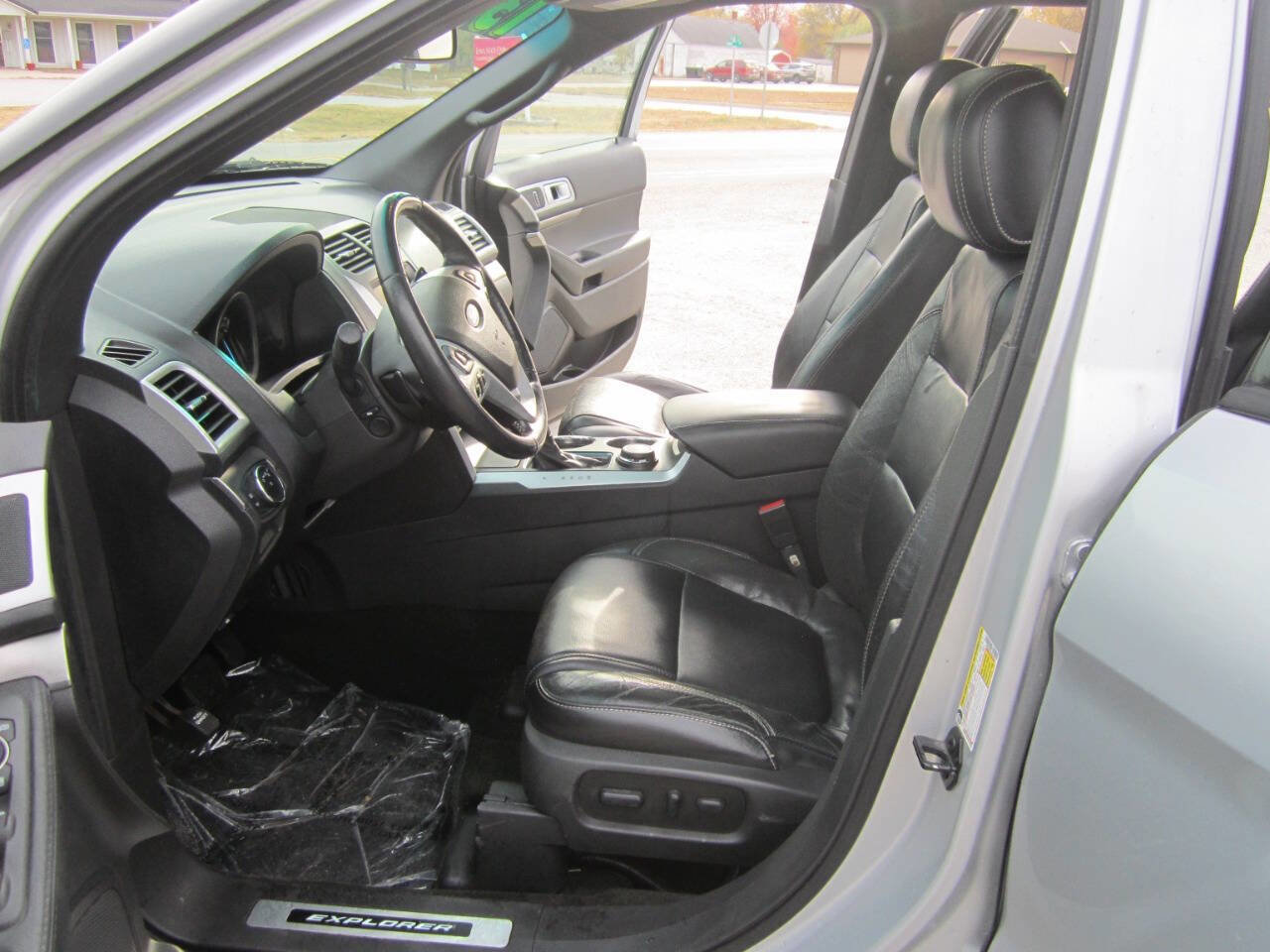 Used 2013 Ford Explorer Sport AWD/4WD image 6