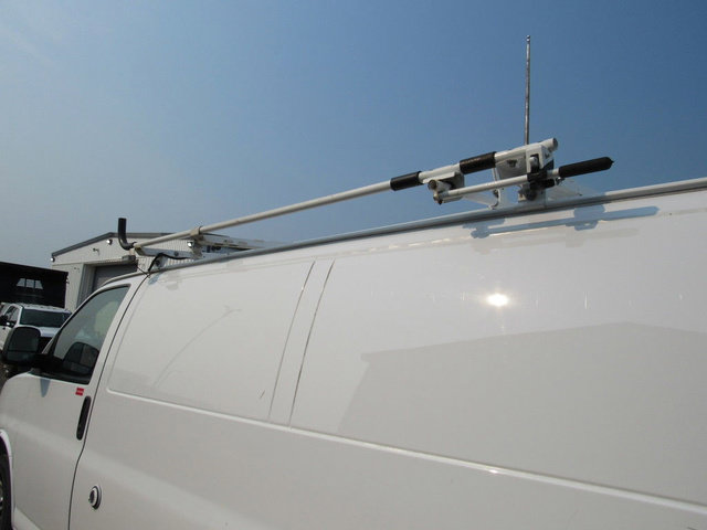 Used 2015 Chevrolet Express 2500 RWD image 26