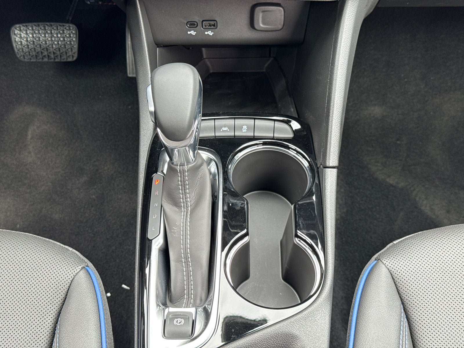 New 2026 Buick Encore GX Sport Touring FWD image 22