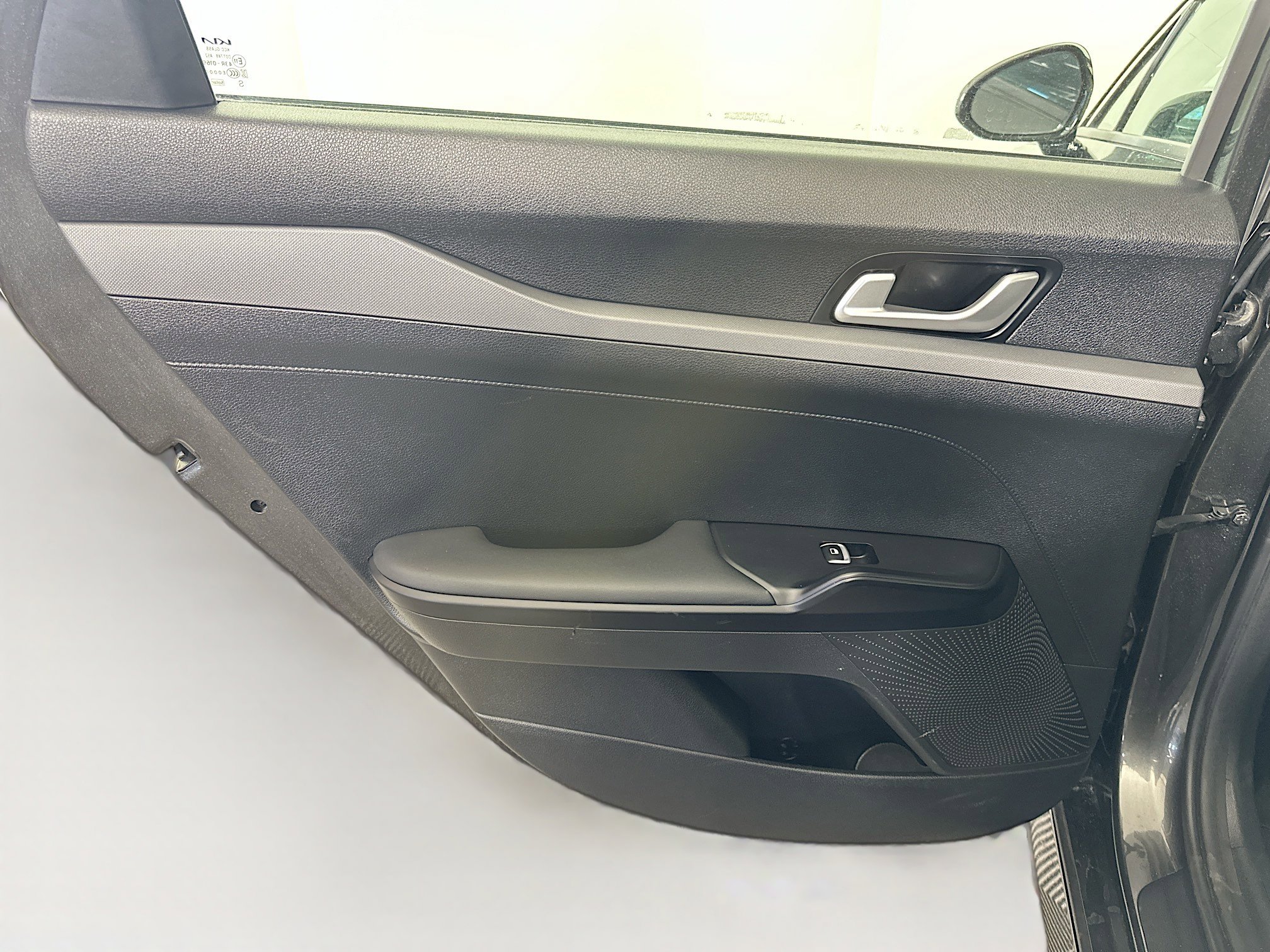 Used 2025 Kia K5 LXS image 25