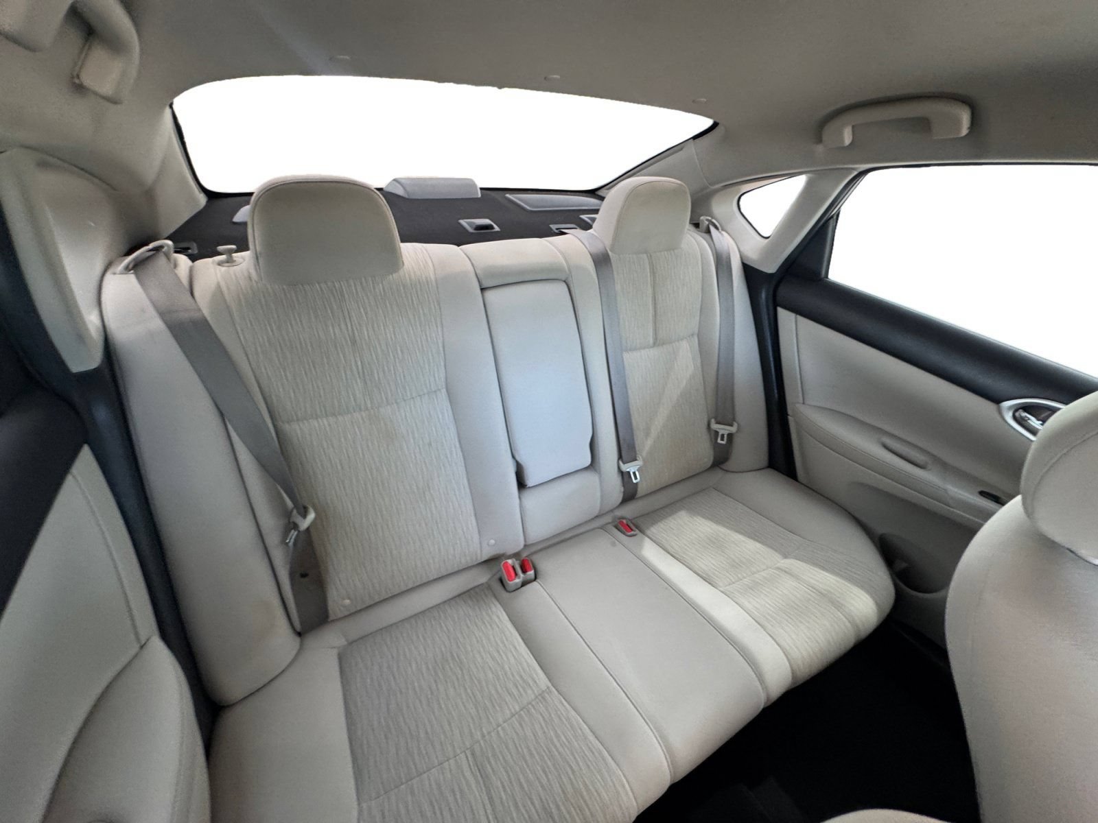 Used 2015 Nissan Sentra SV FWD image 16