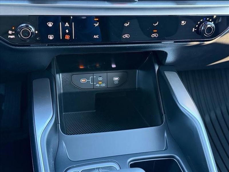 New 2026 Kia Sorento LX image 23