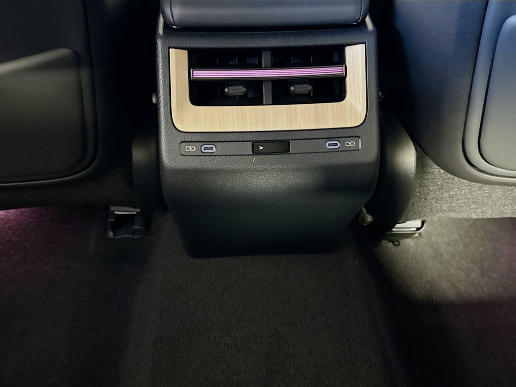 New 2026 Lexus ES 350e FWD image 18