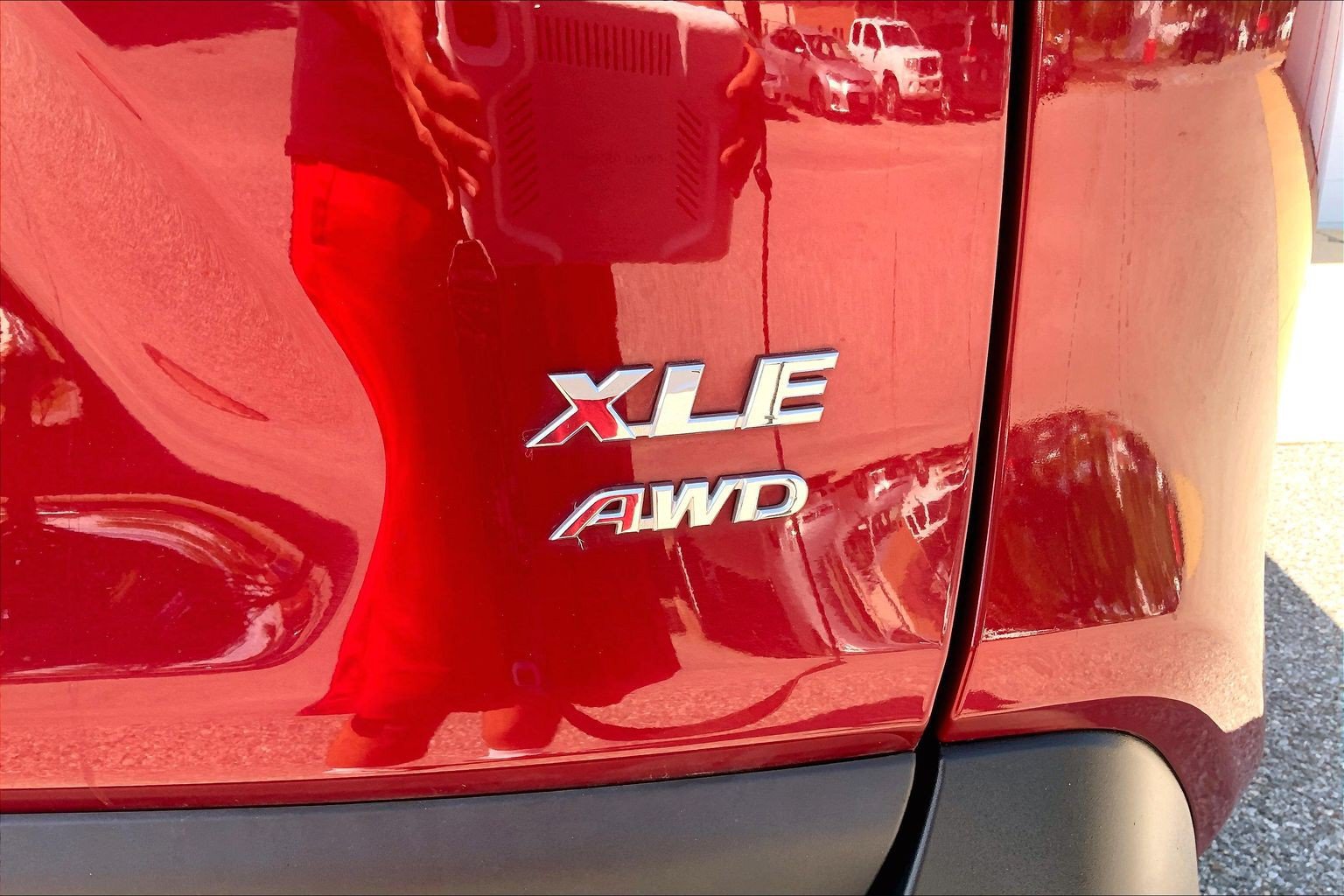 Used 2025 Toyota RAV4 XLE AWD/4WD image 10