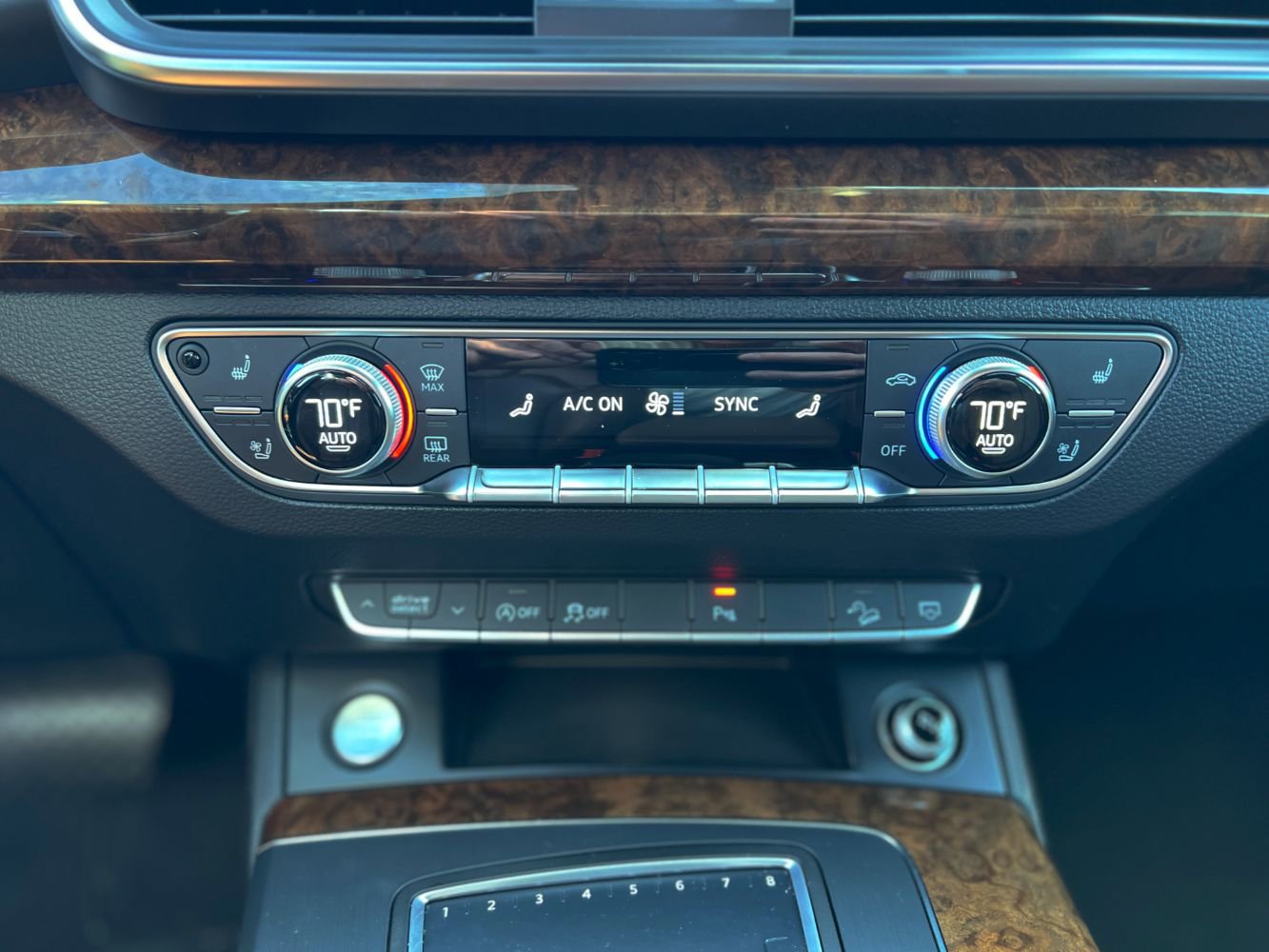 Used 2018 Audi Q5 2.0T Premium Plus w/ Premium Plus Package image 17