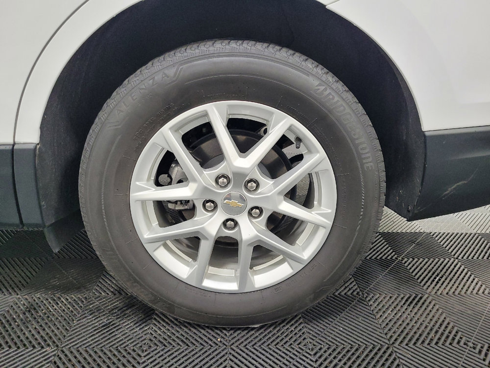 Used 2023 Chevrolet Equinox LT w/ Driver Convenience Package image 31