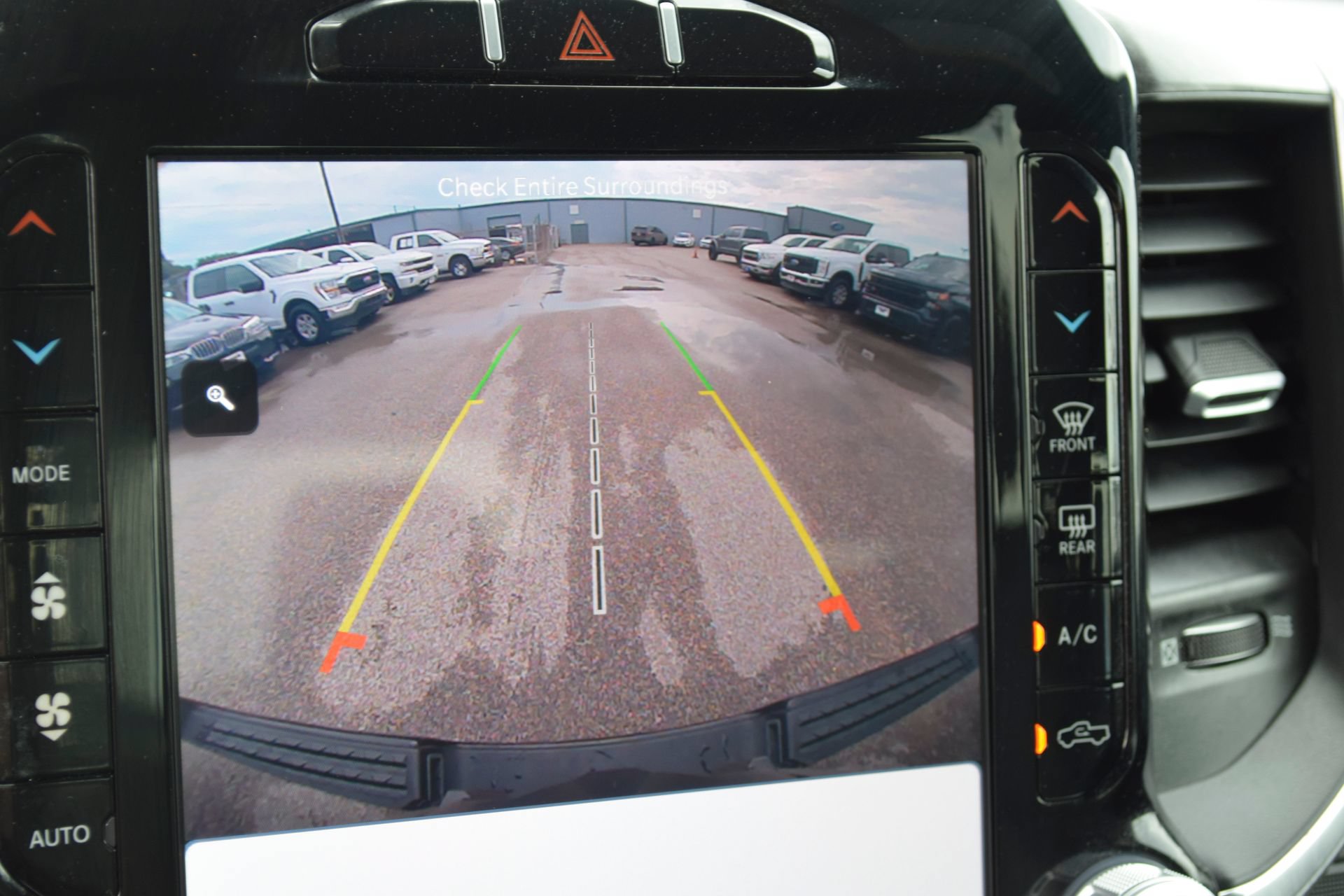 Used 2024 RAM 1500 Big Horn AWD/4WD image 12