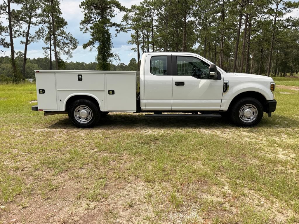 Used 2019 Ford F250 XL w/ Power Equipment Group RWD image 6