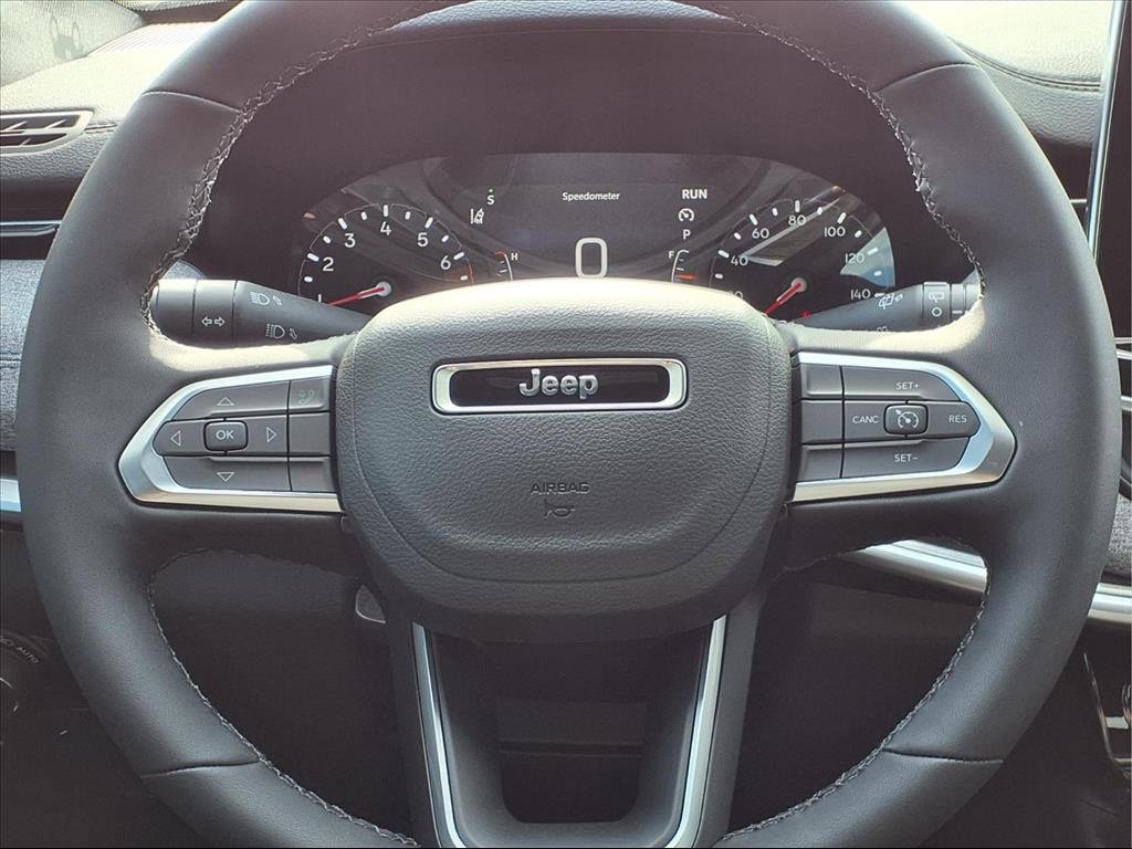 New 2026 Jeep Compass Latitude image 19